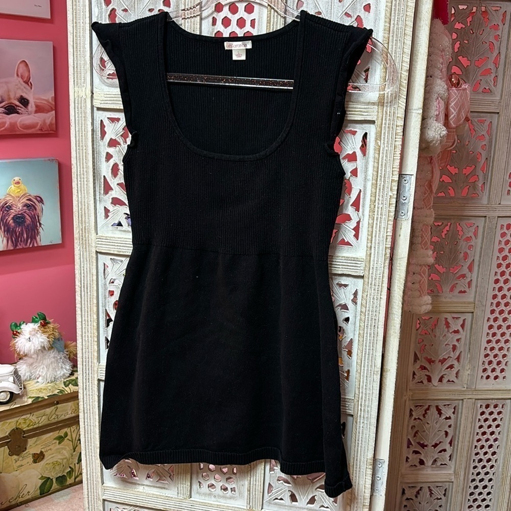 Women’s Xhilaration Sweater Shirt Size: Large